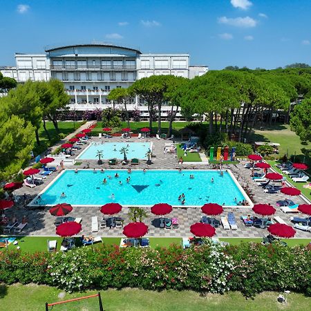 Il Tridente Hotel Bibione Buitenkant foto