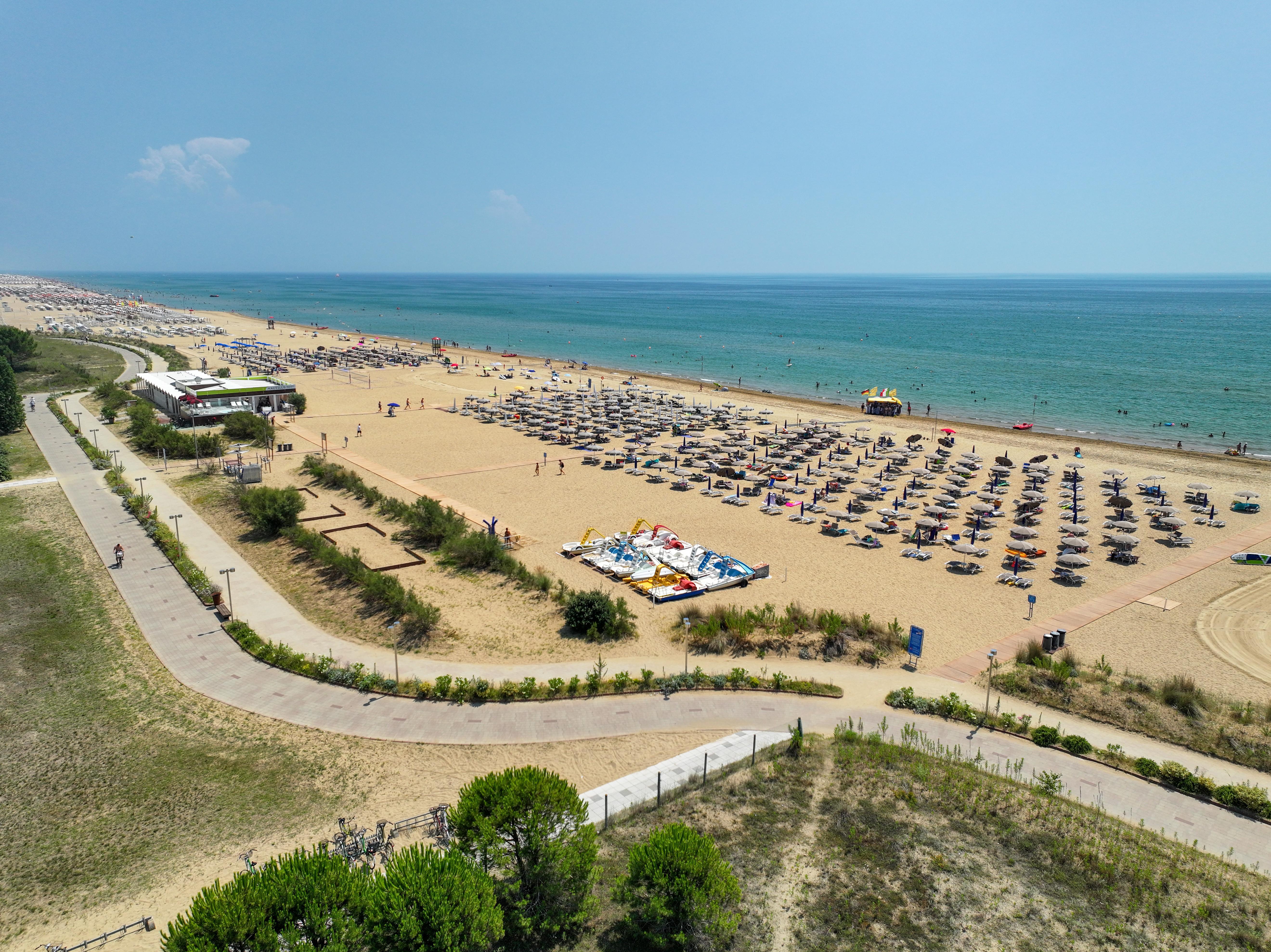 Il Tridente Hotel Bibione Buitenkant foto