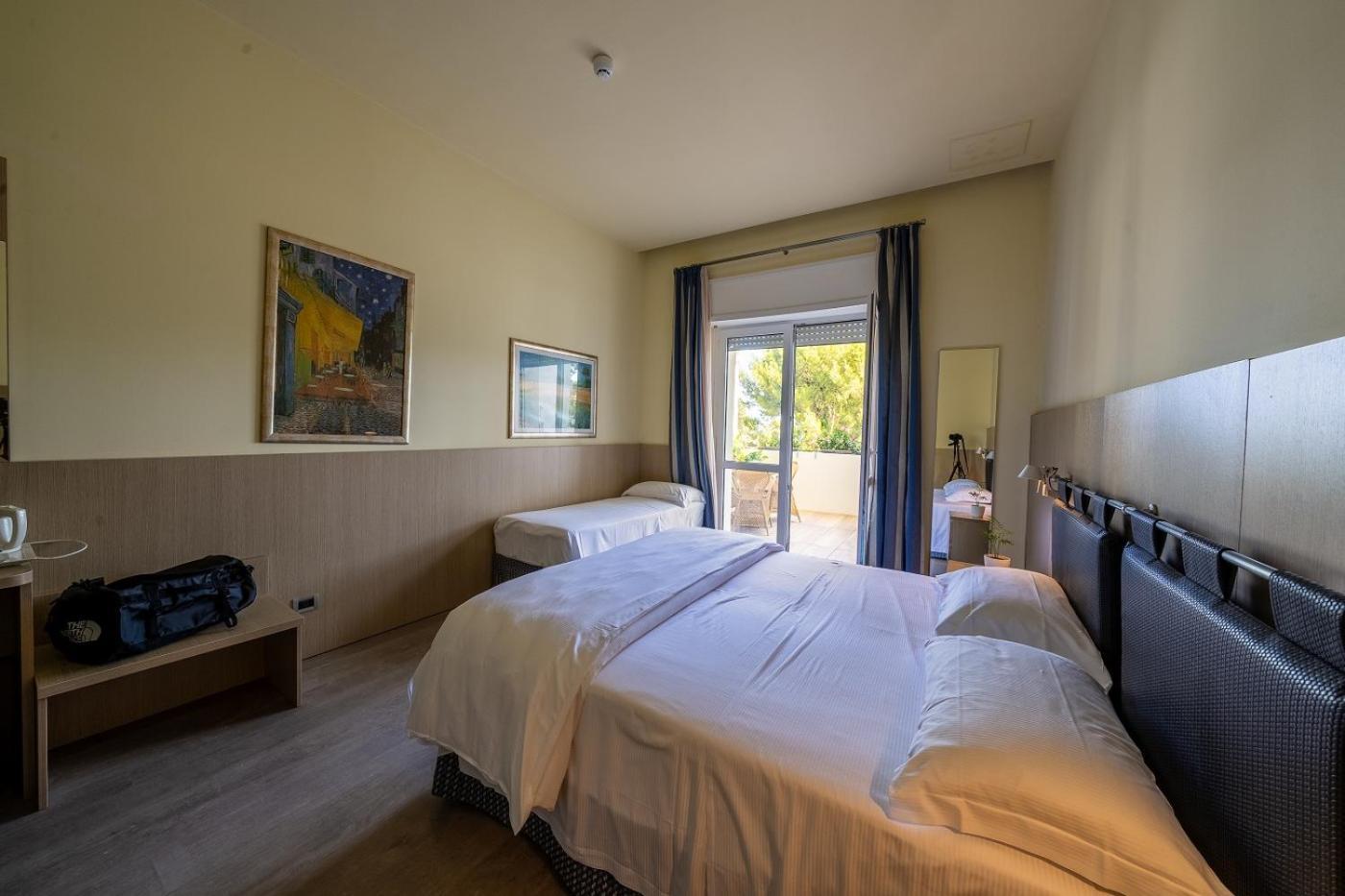 Il Tridente Hotel Bibione Buitenkant foto