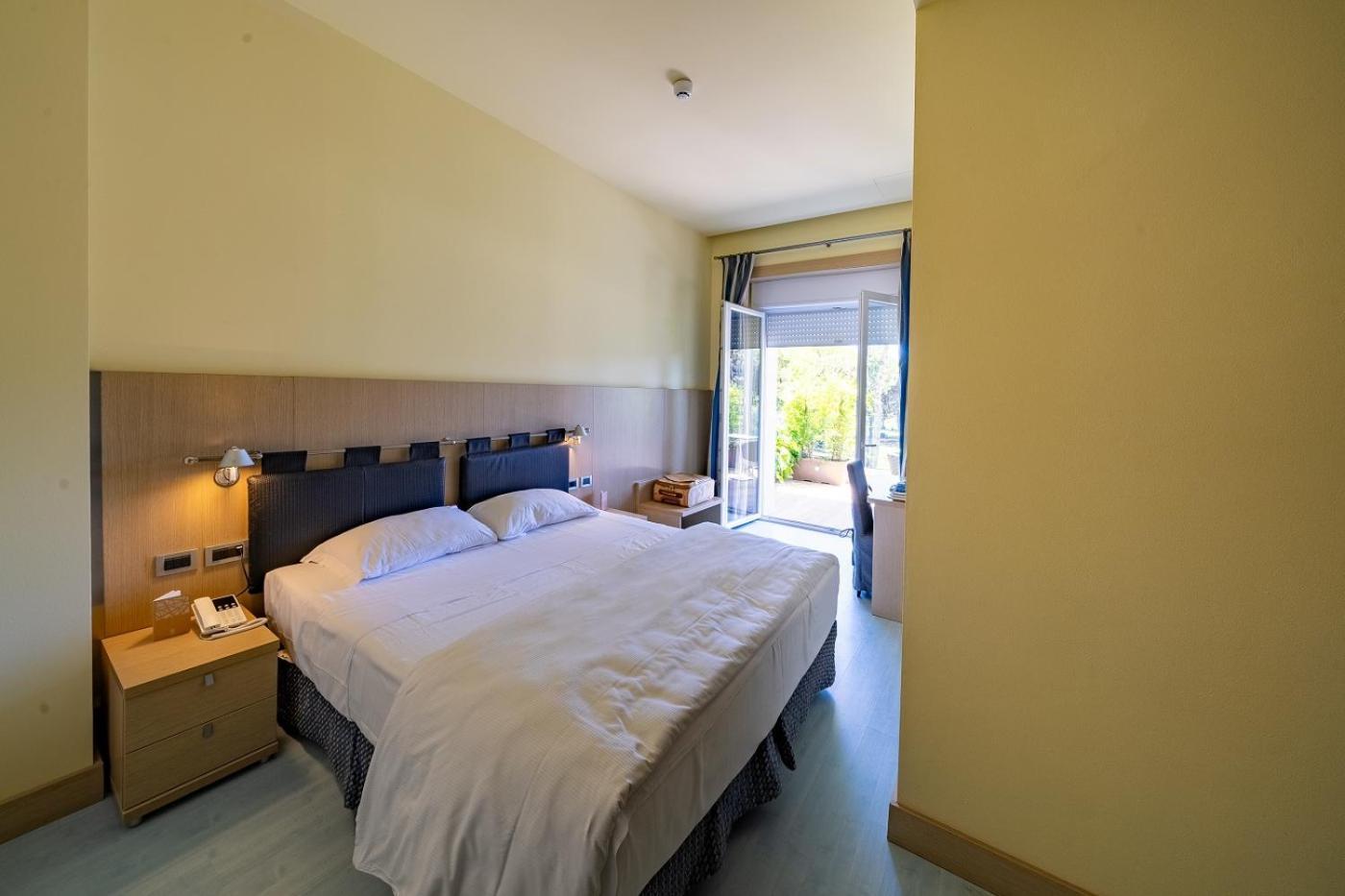 Il Tridente Hotel Bibione Buitenkant foto