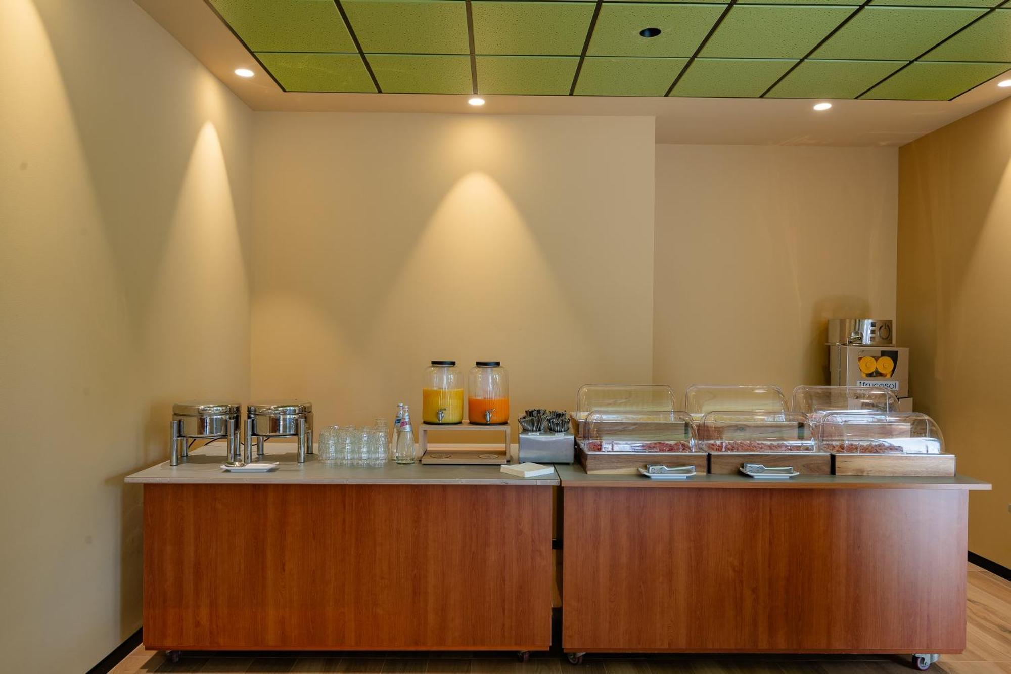 Il Tridente Hotel Bibione Buitenkant foto